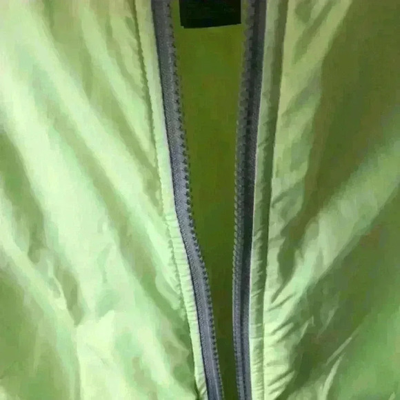 The north face girls jacket - Picture 5 of 9